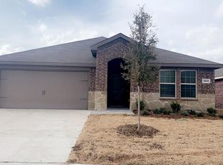 1001 Whispering Oak Dr, Royse City, TX 75189