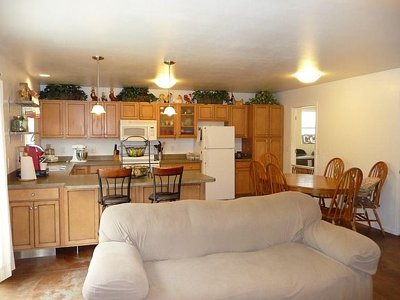 5th image of 4009 Yorkshire Ct N