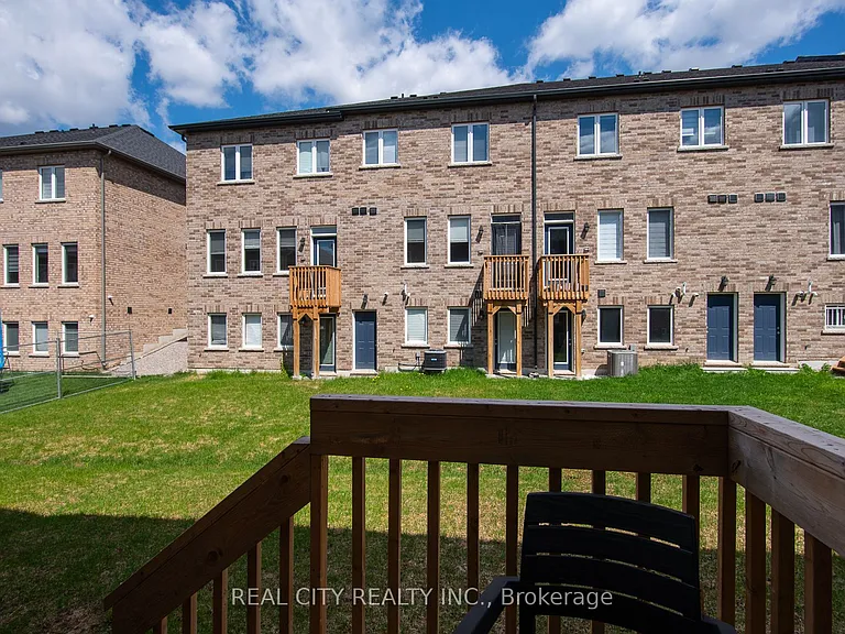 18 Lidstone St — Photo 35