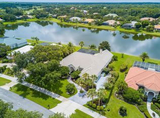 7623 Albert Tillinghast Dr, Sarasota, FL 34240