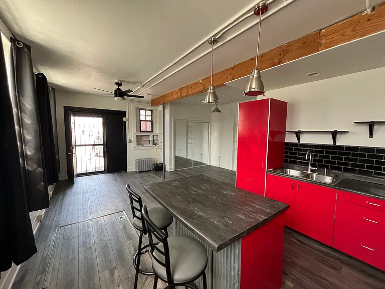 168 E 3rd St #3 — Photo 2