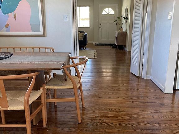 5th image of 2120 Valparaiso Ave