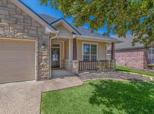 126 Walcourt Loop, College Station, TX 77845