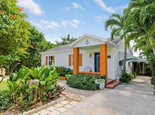 211 Columbia Dr, Lake Worth, FL 33460