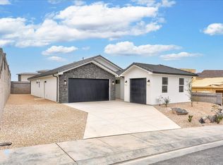 747 N 3025 W, Hurricane, UT 84737