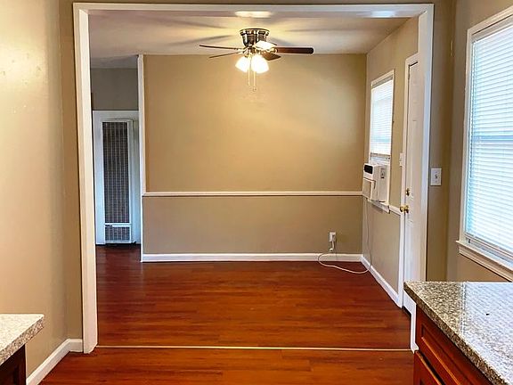 3rd image of 4631 Lemon Hill Ave