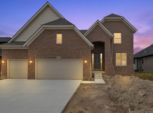24767 Brookshire Dr, Macomb, MI