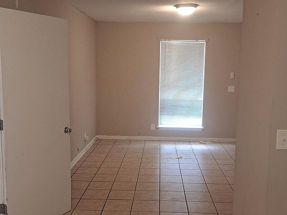 5th image of 2822 Palamor Dr