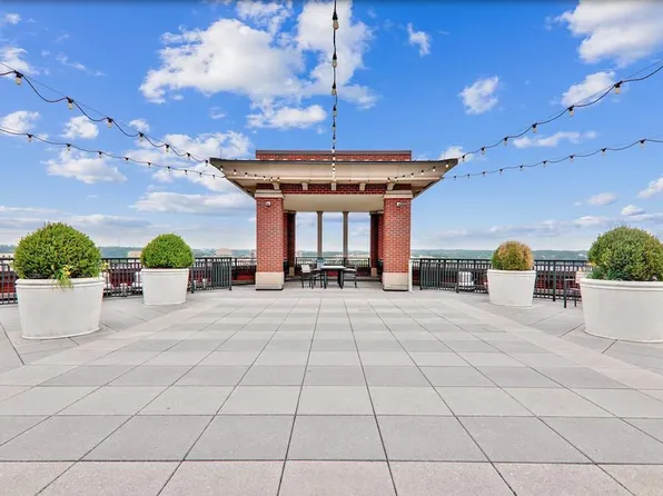 1390 Kenyon St NW #602, Washington, DC 20009