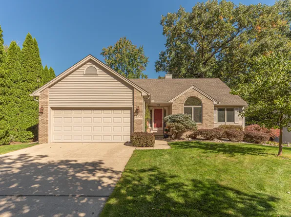 388 Rosebud Ln, Saline, MI 48176
