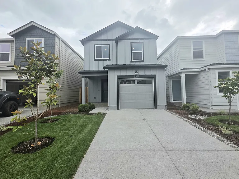 11033 SE 194th Pl — Photo 2