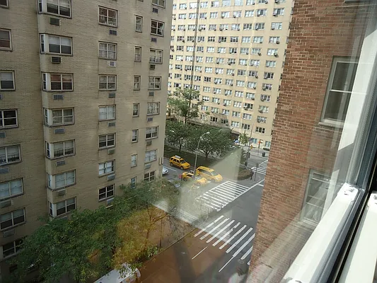 Rented by Stonehenge NYC LLC | media 1