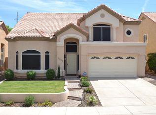 1009 S Tiago Dr, Gilbert, AZ 85233