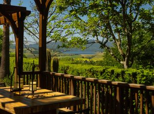 10920 Ventura Ave, Oak View, CA 93022