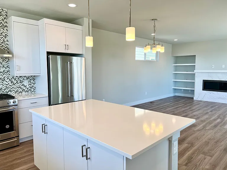 21393 E 59th Pl — Photo 4