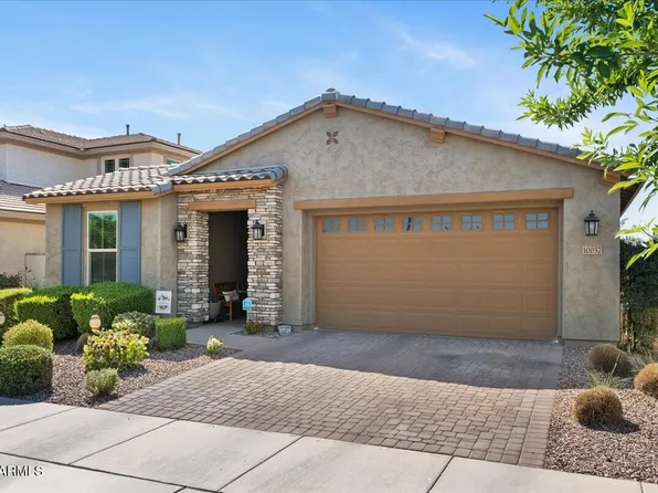 10057 E Wavelength Avenue, Mesa, AZ 85212