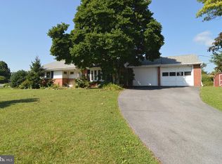 3107 Octagon Ave, Sinking Spring, PA 19608