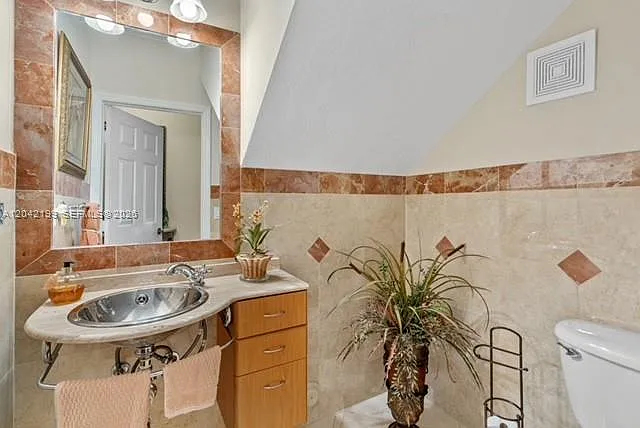 15763 NW 80th Ave — Photo 28