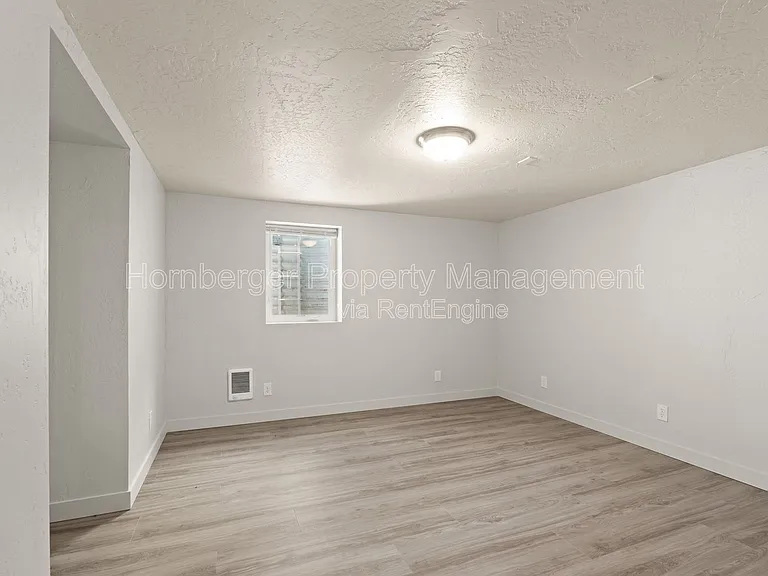 3939 N Mayfair St — Photo 20