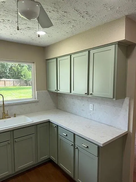 3 bed, 2.0 bath, 1237 sqft, $1,750 — Photo 3