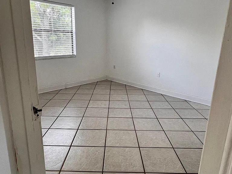 3004 Parkway Blvd #209 — Photo 33