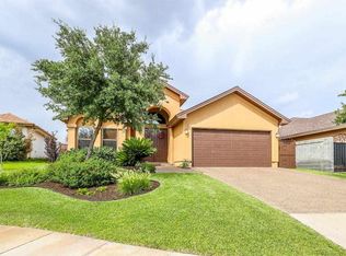 11013 Plumas Dr, Laredo, TX 78045