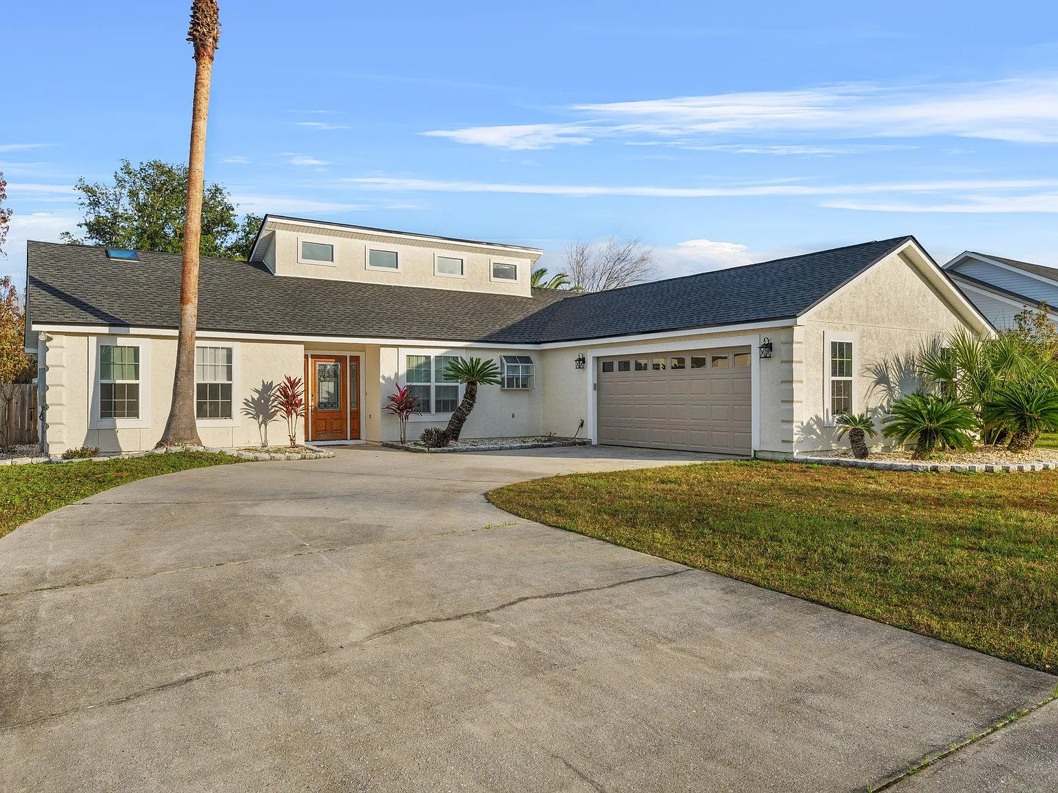 2111 Andrews Rd — Photo 3