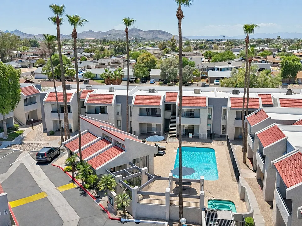 Hidden Cove Apartments