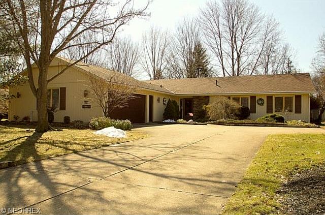 1st image of 9666 Brookstone Way