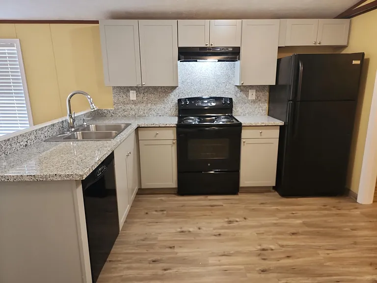 23744 Walker South Rd — Photo 6