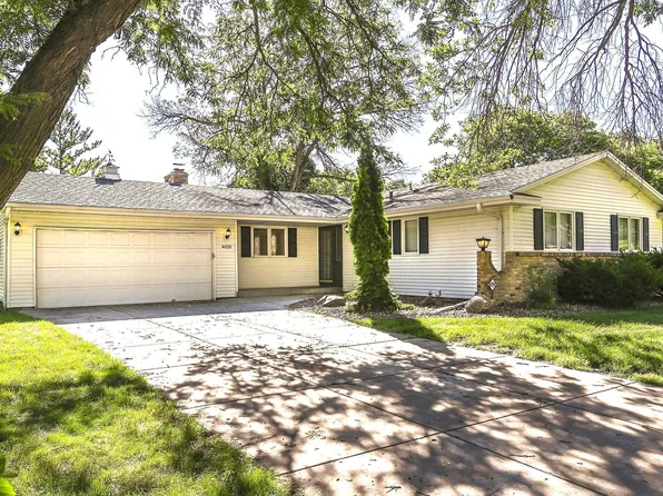 4020 Orleans Ln N, Plymouth, MN 55441
