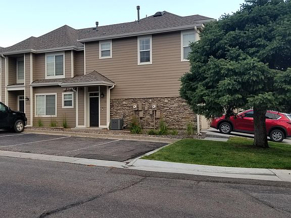 2nd image of 1418 Carlyle Park Cir #1