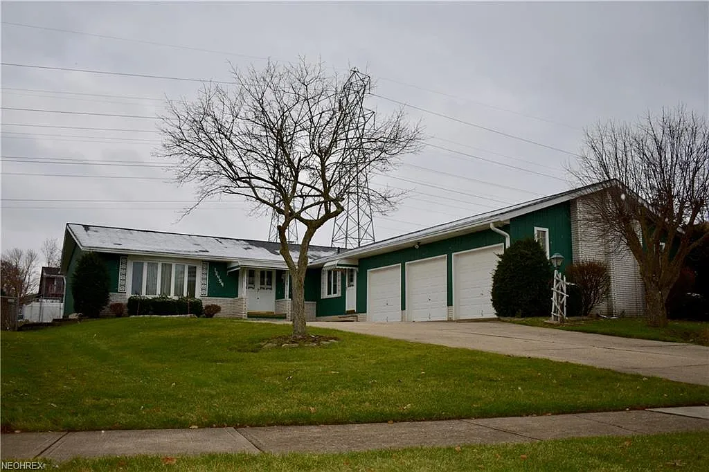 13459 Bennington Blvd photo 1