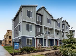 32390 Vine Ave SE, Black Diamond, WA 98010