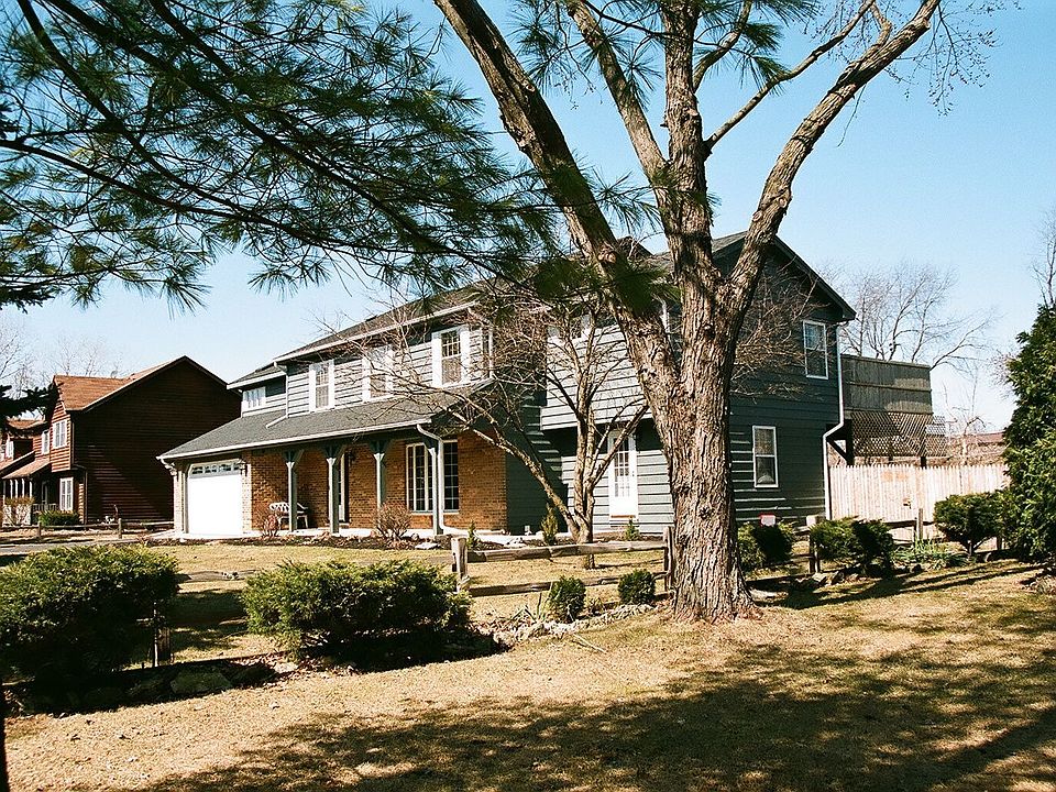 1st image of 27W730 Shady Way Dr