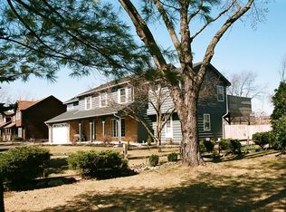 27W730 Shady Way Dr, Winfield, IL 60190