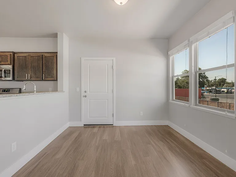 Located In South Chico! Uptown Place Apartments — Photo 2