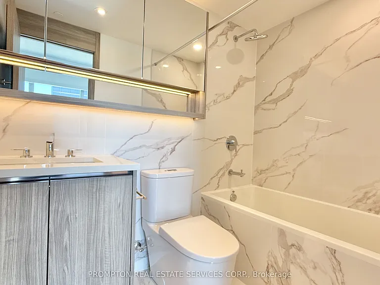 68 Esther Shiner Blvd #2015 — Photo 23