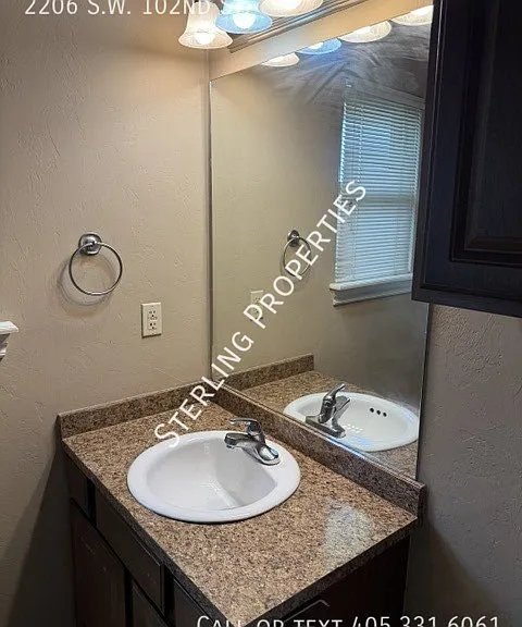 2206 SW 102nd St — Photo 31