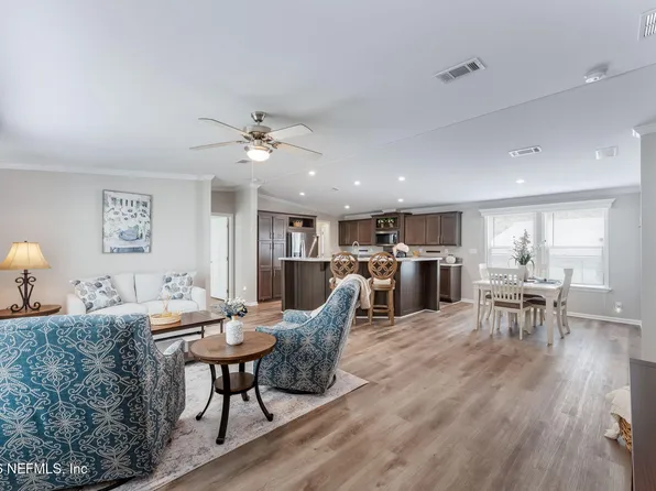 5823 GEORGE HODGES Road, Macclenny, FL 32063