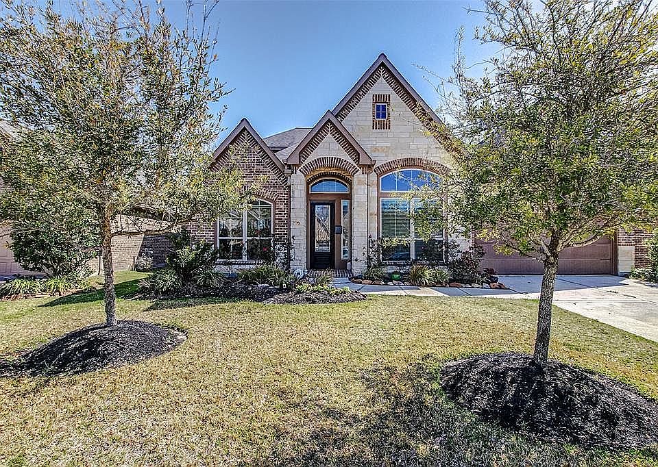 1st image of 28718 Havenport Dr