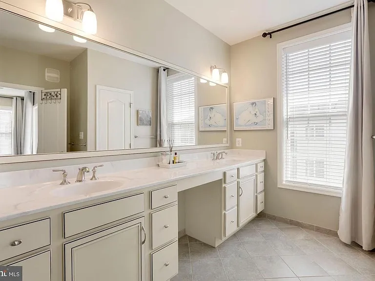 23792 Hopewell Manor Ter — Photo 31