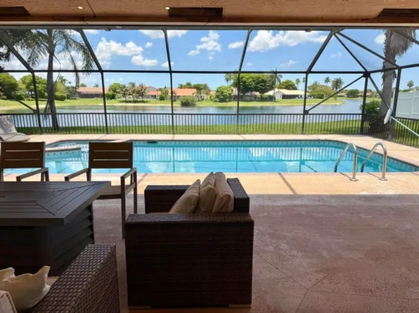 20725 Waters Edge Ct, Boca Raton, FL 33498