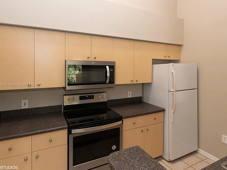 4081 San Marino Blvd #303 — Photo 9