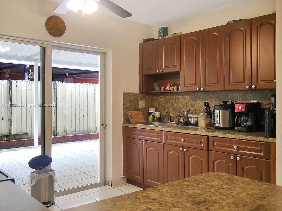 Lago Grande Condominiums Hialeah, FL Zillow