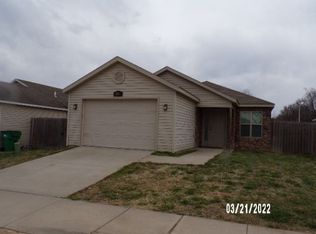 687 Cascade Cir, Springdale, AR 72764