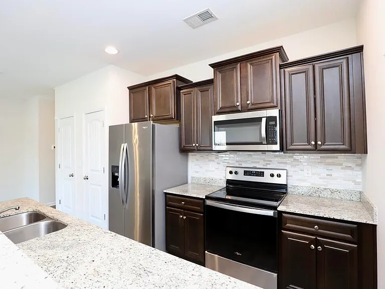 2943 Old Field Rd — Photo 24