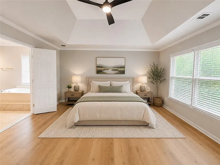 6310 Barwick Ln — Photo 23