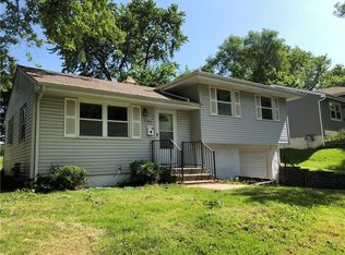 7100 NE 46th St, Kansas City, MO 64117