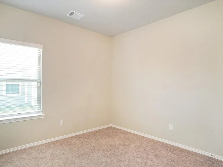 25463 Northpark Lake Dr — Photo 15